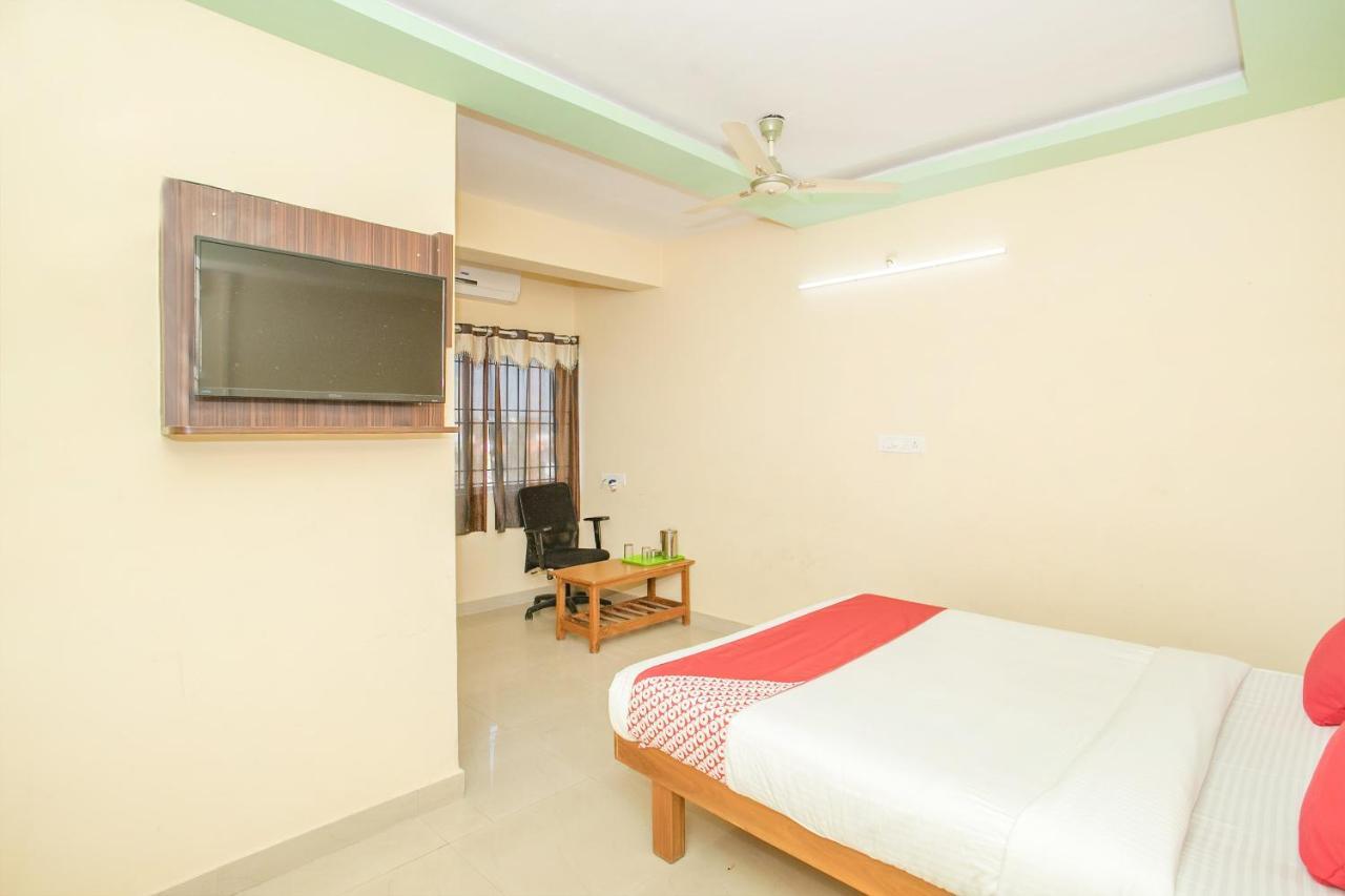 Oyo 10291 Sri Venkatadri Residency Hotel Bengaluru Kültér fotó