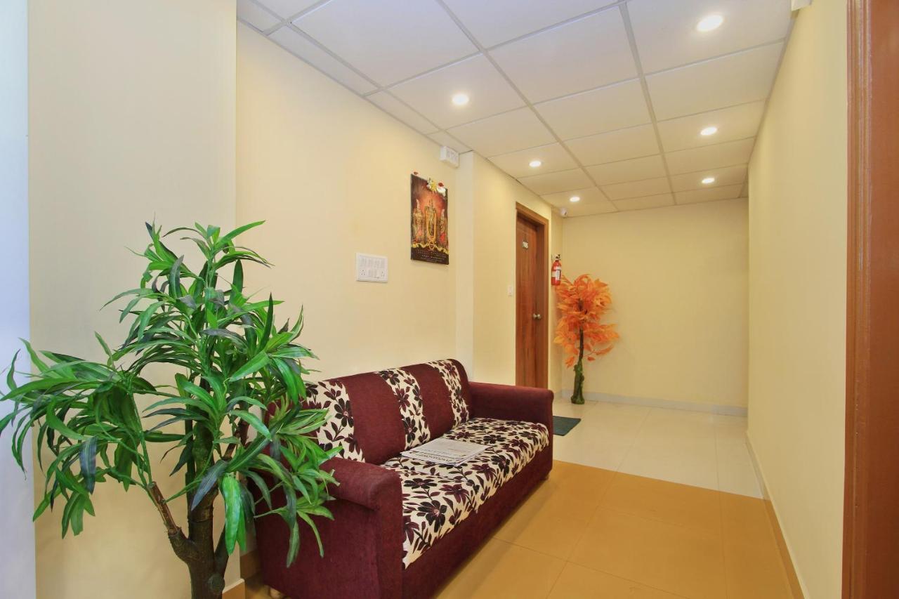 Oyo 10291 Sri Venkatadri Residency Hotel Bengaluru Kültér fotó