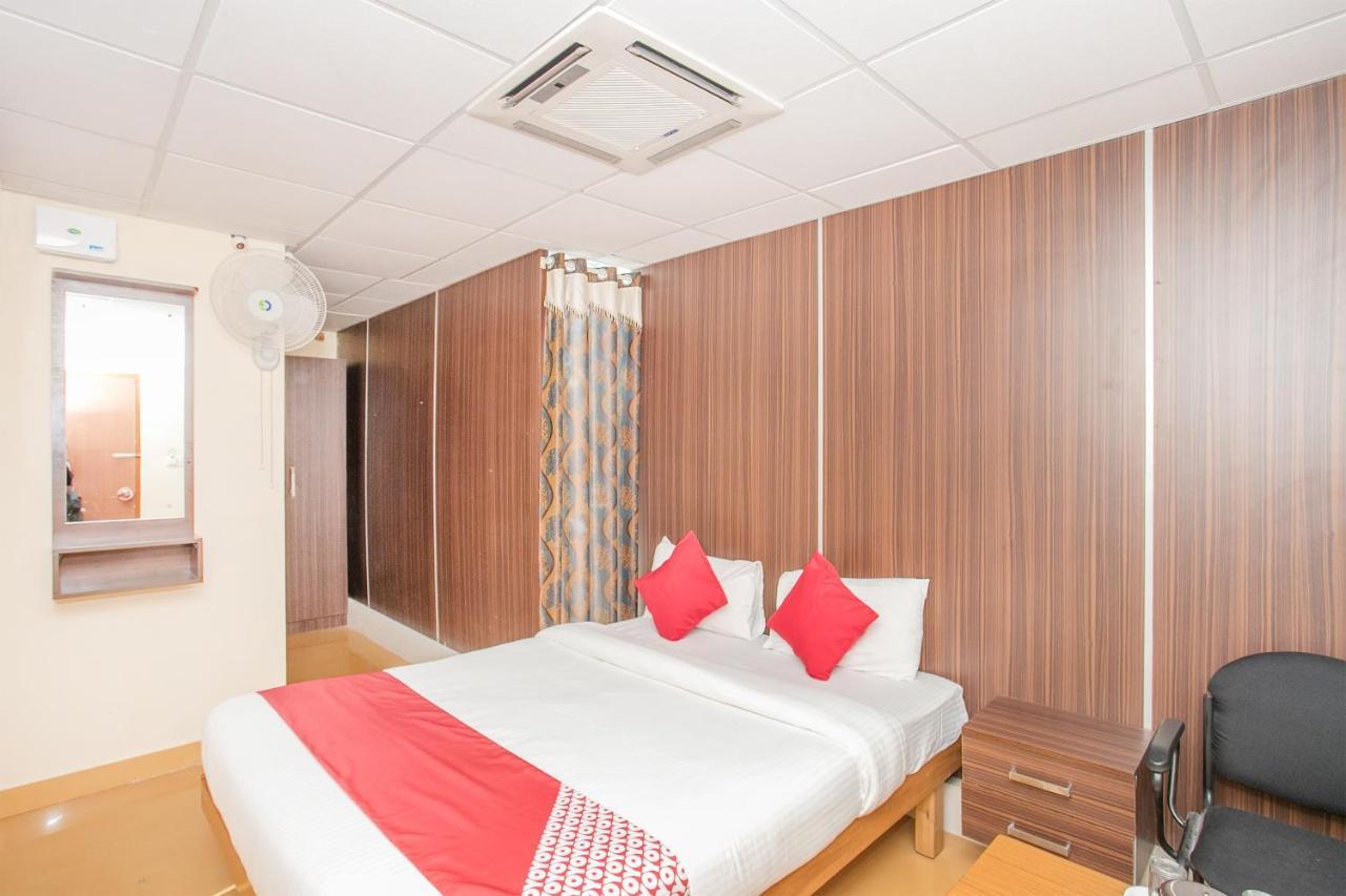 Oyo 10291 Sri Venkatadri Residency Hotel Bengaluru Kültér fotó