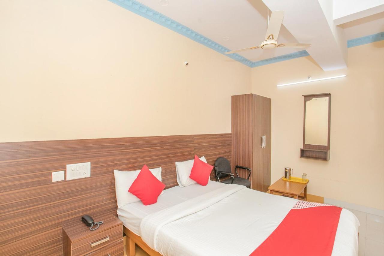 Oyo 10291 Sri Venkatadri Residency Hotel Bengaluru Kültér fotó